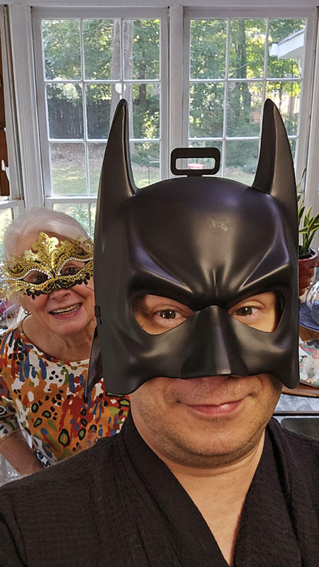 Does this mask make me look fat?